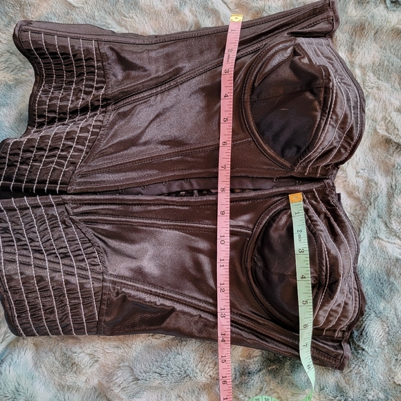 VINTAGE FREDERICK'S OF HOLLYWOOD BLACK SATIN CORSET - Picture 9 of 10